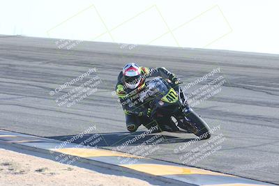 media/Nov-17-2024-CVMA (Sun) [[1fec520723]]/Race 11-Amateur Supersport Open/